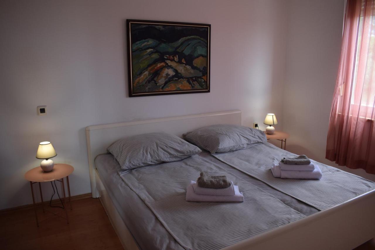 Esperanza Apartment Pula Buitenkant foto